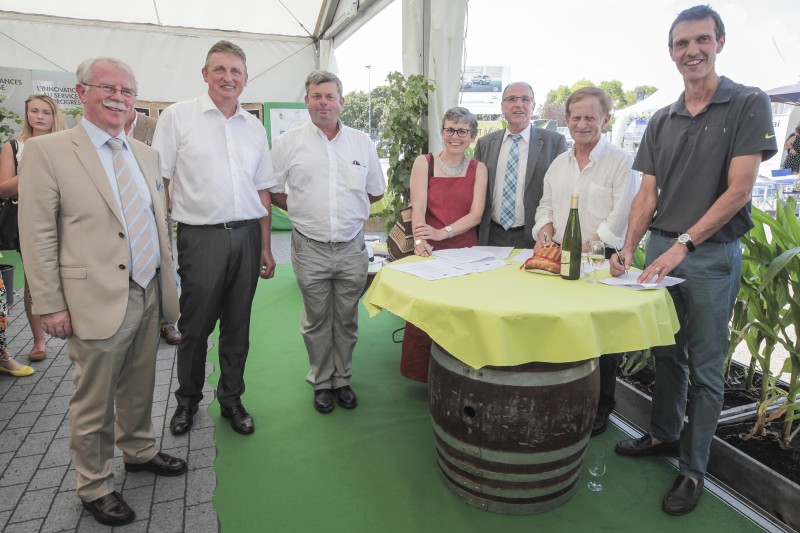 lancement_vinipole_fav2015.JPG
