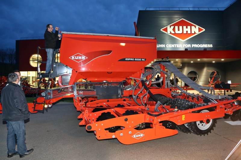 Kuhn - 01.jpg