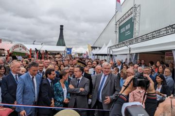 FOIRE.jpg